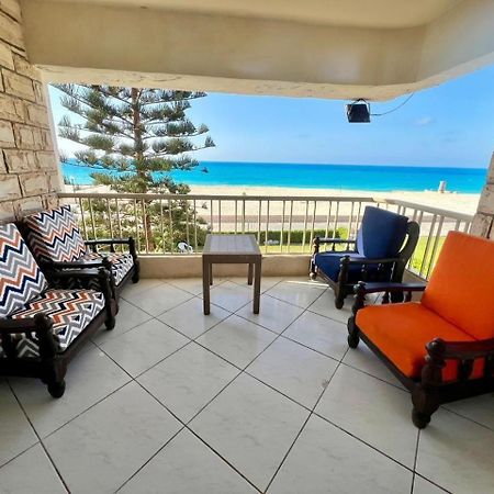 Beachfront Chalet In Green Beach, North Coast Villa เอลอาลาเมน ภายนอก รูปภาพ